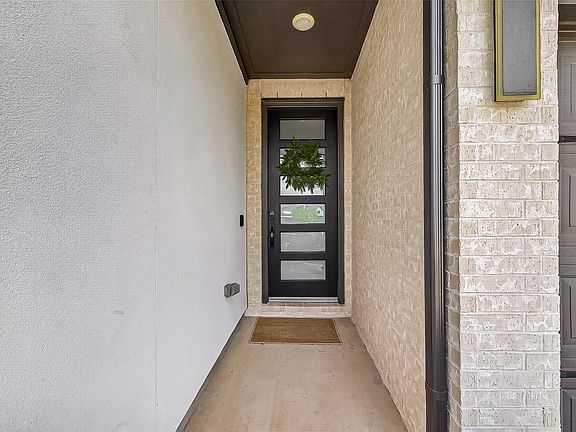 5th image of 29746 Bur Creek Ln