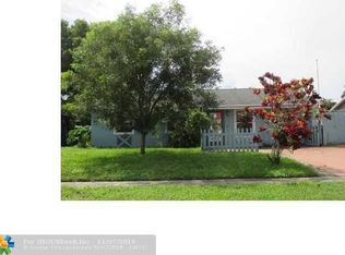 8230 SW 7th Ct, Pompano Beach, FL 33068