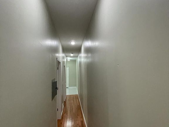 5th image of 44 E Kinney St #1R