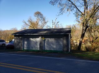 1733 Middletown Rd, Shinnston, WV 26431