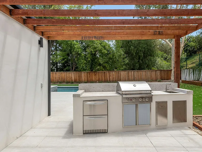 BBQ Area