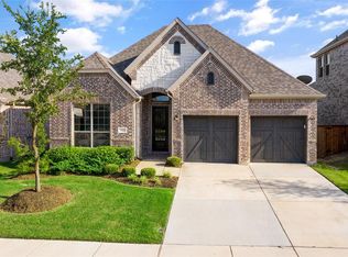 3047 Seattle Slew Dr, Celina, TX 75009