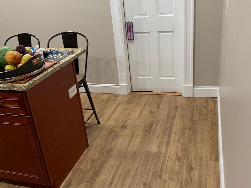 2nd image of 14 Orchard St #1