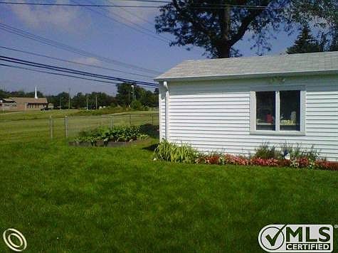 Garage and backyard.jpg