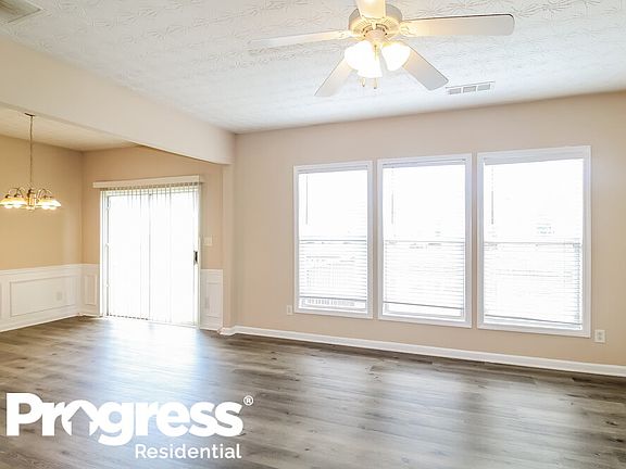 5th image of 411 Pondweed Dr