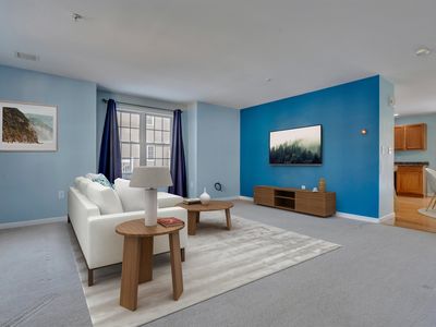 23 Townsend Drive, Dover, NH, 03820