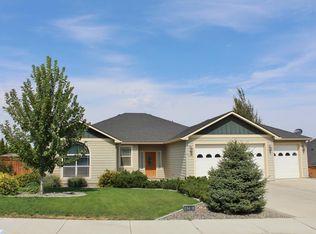 6208 Collins Rd, West Richland, WA 99353