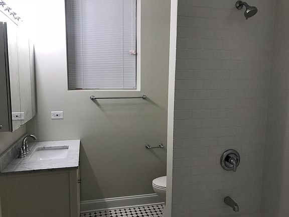 5th image of 5115-17 S Ellis Ave
