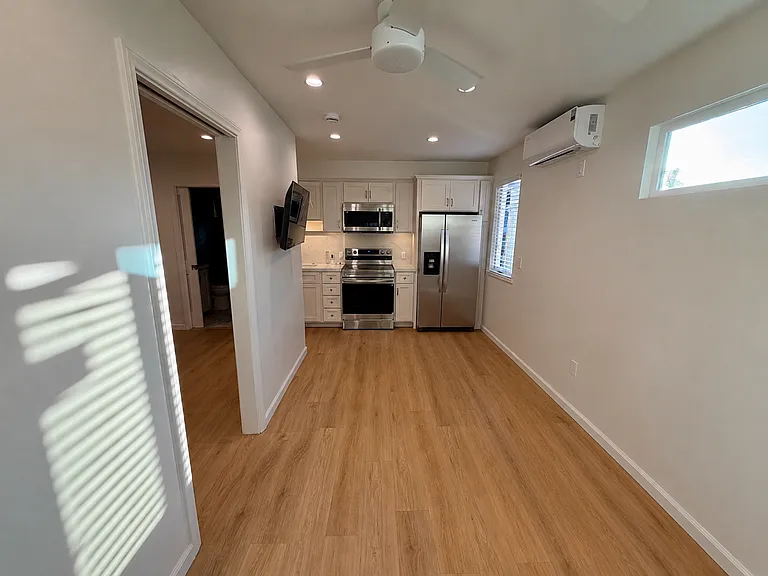 1901 N Edison Blvd — Photo 5