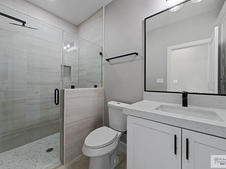 3269 Alegre Dr #B — Photo 10