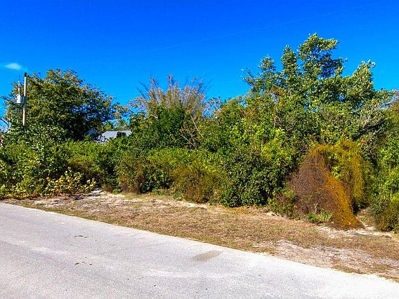 2nd image of 1774 Dogwood Dr #5
