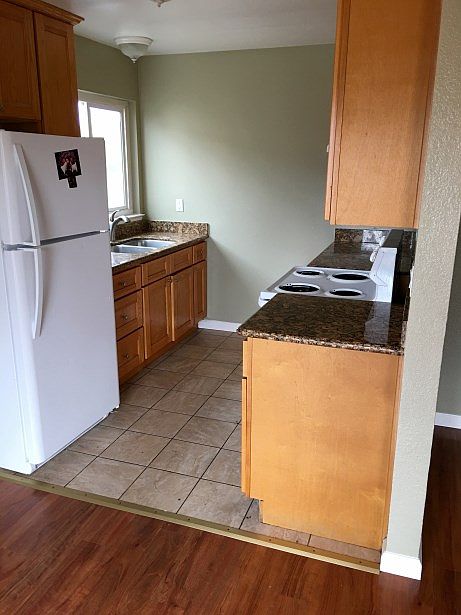 1st image of 1594 Crucero Dr APT 2