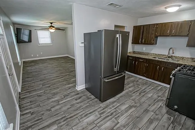 1849 Redwood Dr — Photo 20