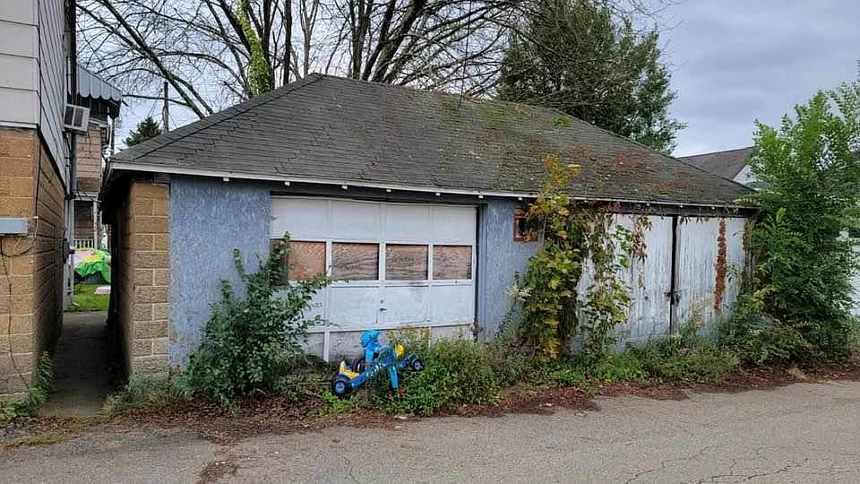 2nd image of 441 North Ave