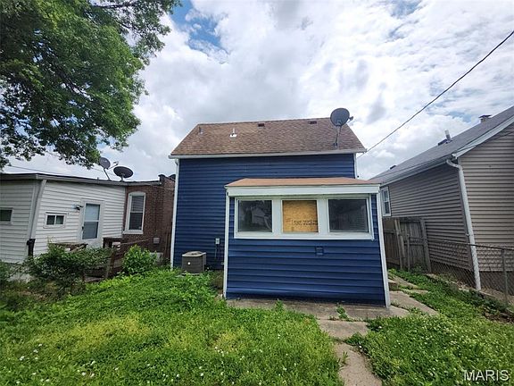 5th image of 4615 Newport Ave