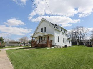 156 E Church St, Shullsburg, WI 53586
