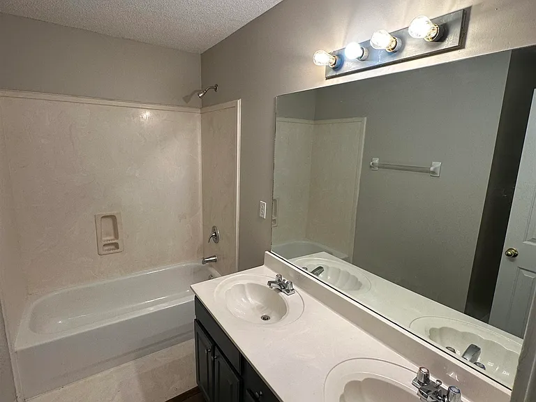 5281 Jon Oak Dr — Photo 9