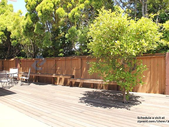 4th image of 126 Alta Loma Dr
