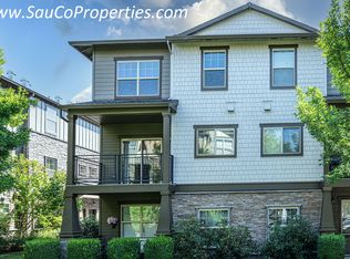 627 NE Newstead Ln #1, Beaverton, OR 97006