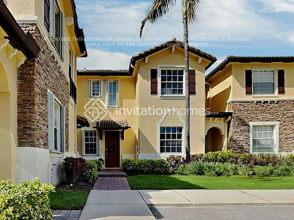 9217 SW 227th St UNIT 2