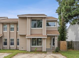 5525 Campus Dr, Virginia Beach, VA 23462
