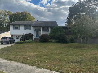 15 Fort Donelson Rd, Pennsville, NJ 08070