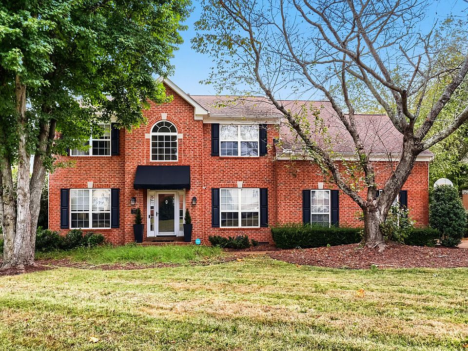 1st image of 200 Harris Ct