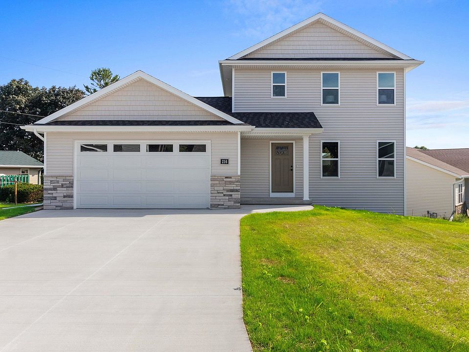 1st image of 216 Evergreen Ln