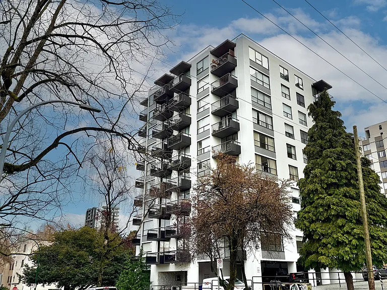 1160 Broughton St — Photo 12