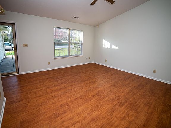 4th image of 5236 Seerley Creek Rd