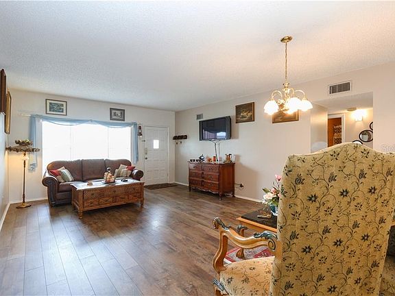 4th image of 2285 Norwegian Dr APT 49