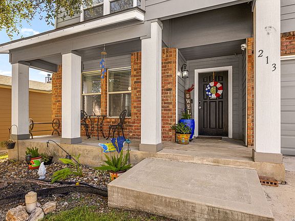 3rd image of 213 Gatewood Oaks