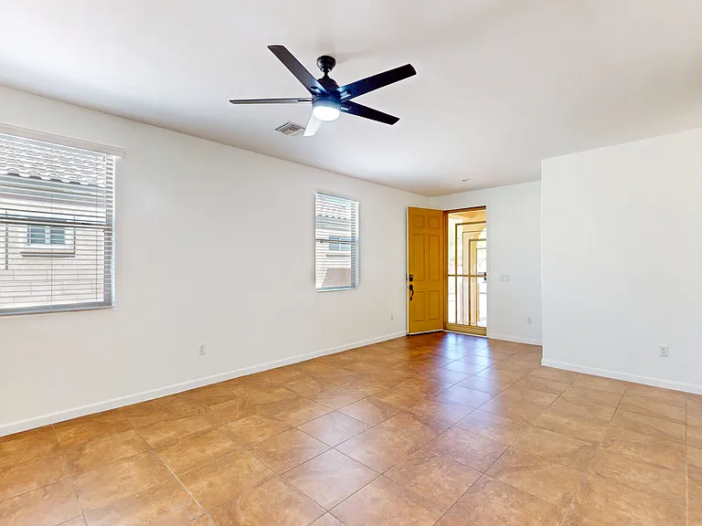 7123 W Festival Way — Photo 4