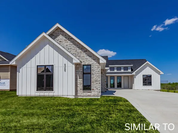 900 Harrington Way, Waukee, IA 50263
