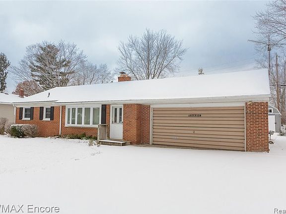 2nd image of 3415 Cutler Dr