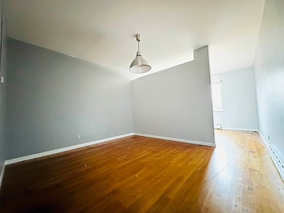 5th image of 1648 E 14th St APT 3B