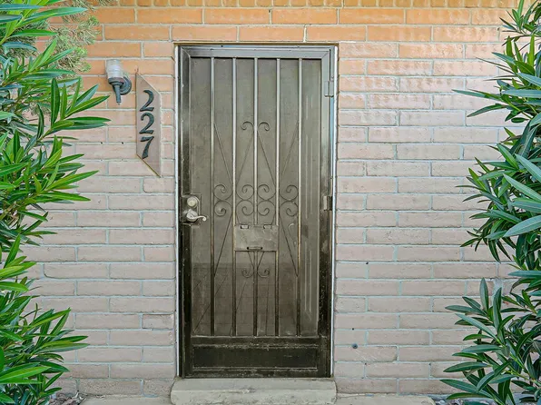 227 Montego Bay Dr, El Paso, TX 79912