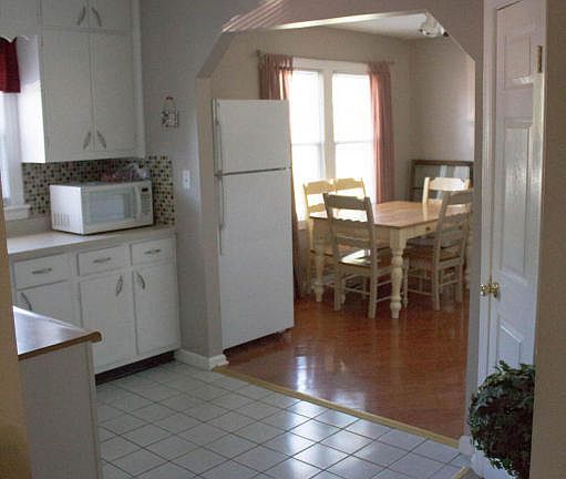 4th image of 10310 Villa Dr