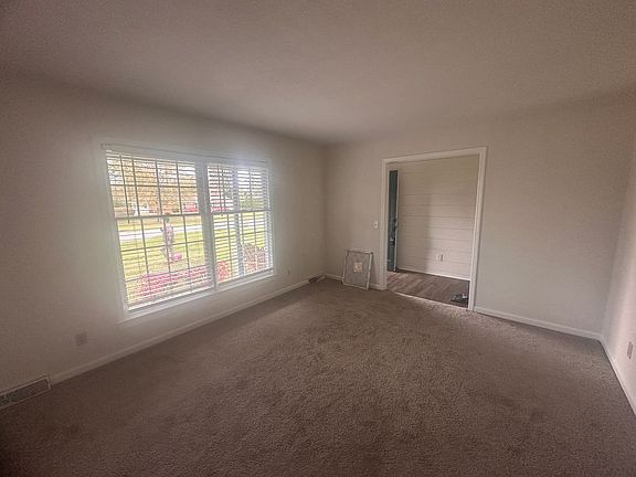 4th image of 344 Henry H Watters Dr