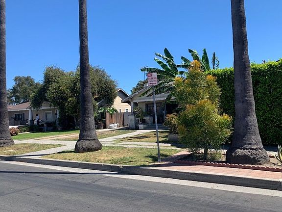 2nd image of 1638 W 51st St