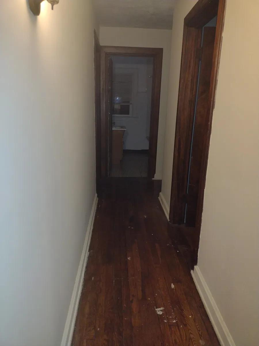 Building Photo - 873-875 Sheridan Ave #1