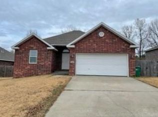 6048 Clay Ave, Springdale, AR 72762