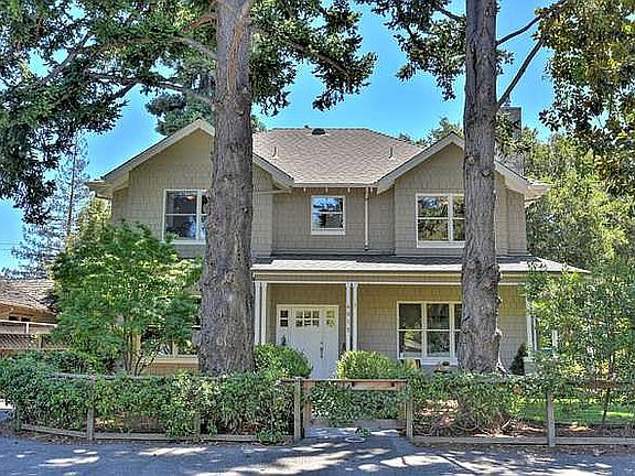 2nd image of 4015 Arbol Dr