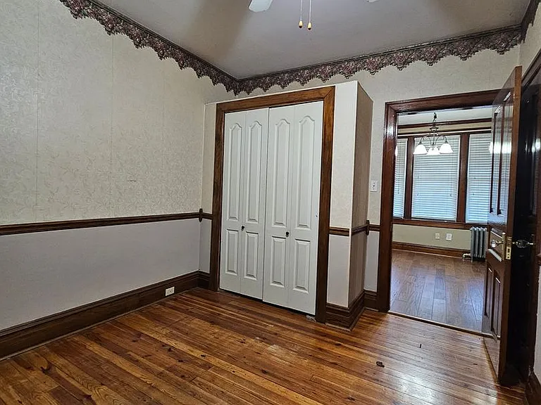 565 Trinity Rd — Photo 8