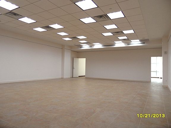 4th image of 13620 38th Ave Ste 3F