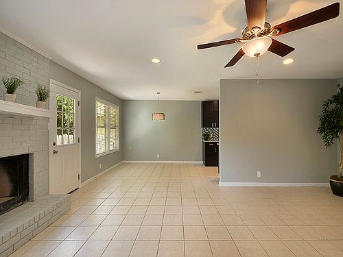 5th image of 10110 Woodland Village Dr