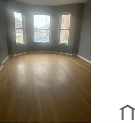3544 W Grenshaw St — Photo 3