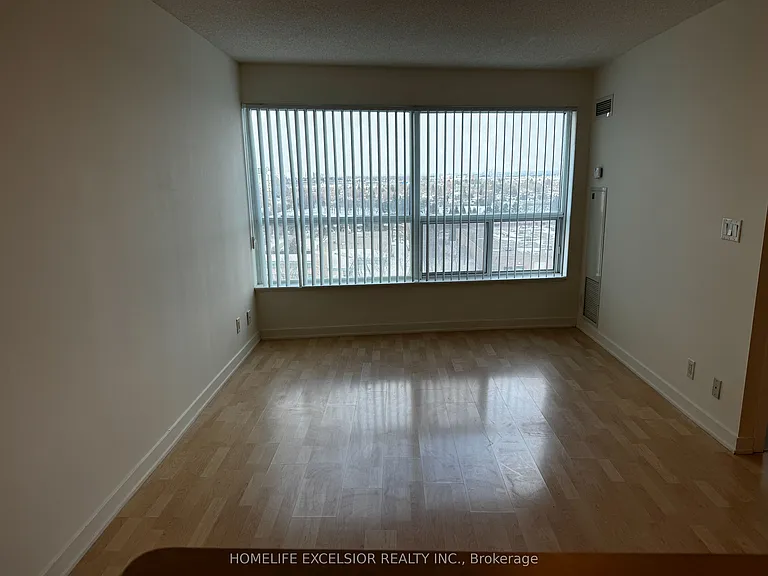 36 Lee Centre Dr #1515 — Photo 8