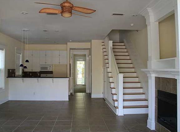 2nd image of 958 Scenic Gulf Dr #113