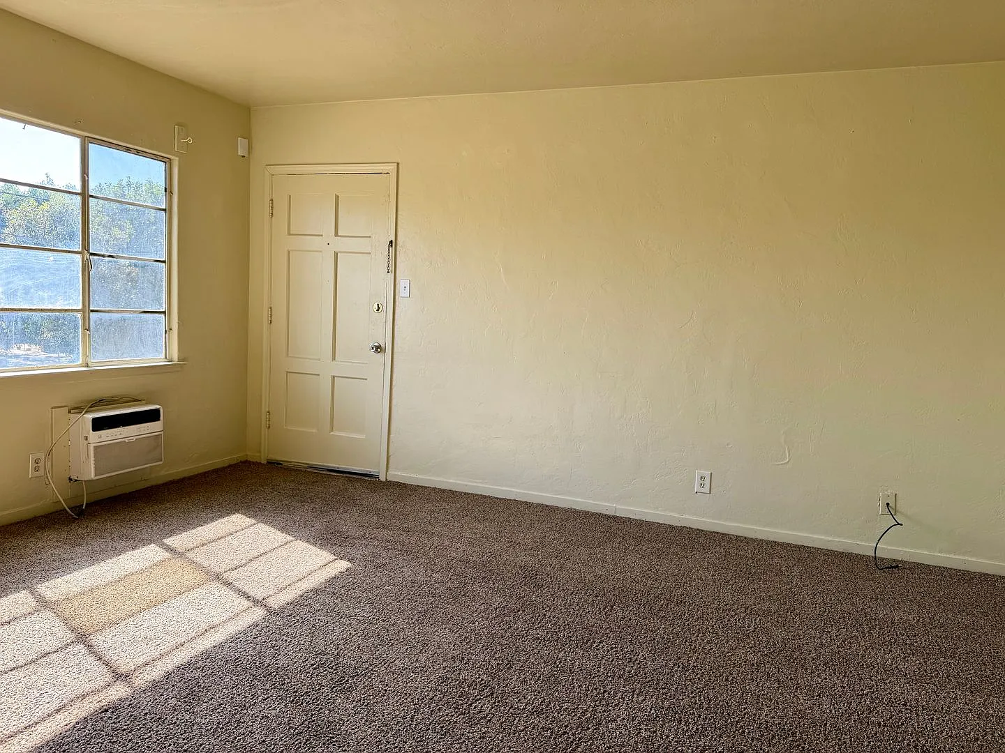 2995 E Nevada Ave — Photo 4